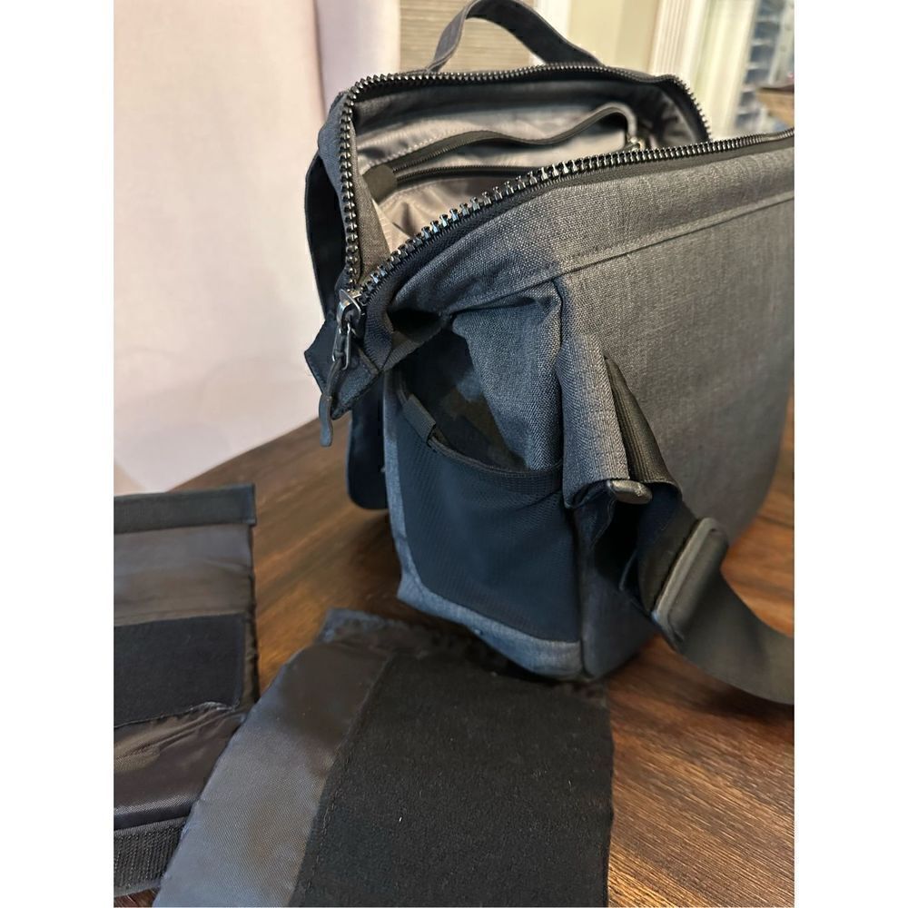 Case Logic Reflection camera/messenger bag - Picture 10 of 16
